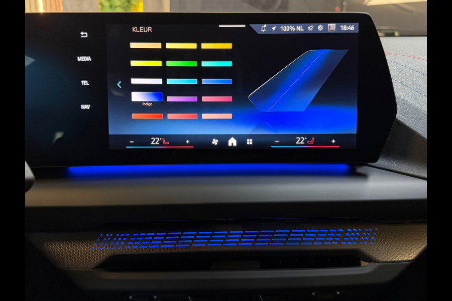 BMW 1-serie 120 M Sport Design Edition |FABRIEKSGARANTIE|DEALER ONDERHOUDEN|KEYLESS|CARPLAY|CAMERA|19INCH|SFEERVERLICHTING|