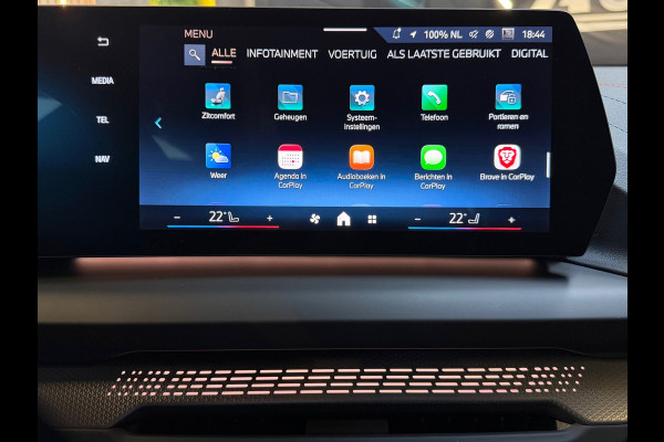 BMW 1-serie 120 M Sport Design Edition |FABRIEKSGARANTIE|DEALER ONDERHOUDEN|KEYLESS|CARPLAY|CAMERA|19INCH|SFEERVERLICHTING|