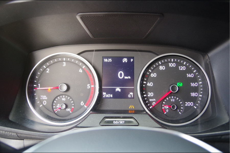 Volkswagen Crafter 35 2.0 TDI L3H2 177PK AUT. 2X SCHUIFDEUR, ADAPT. CRUISE, CAMERA, STUURVERWARMING, LEDER STUUR, CARPLAY, AIRCO, DUBBELE SCHUIFDEU