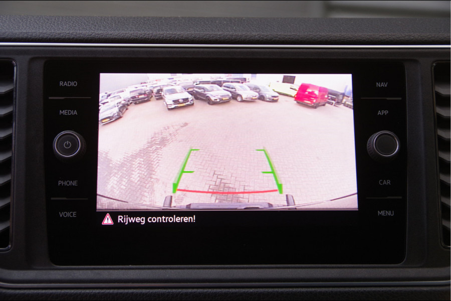 Volkswagen Crafter 35 2.0 TDI L3H2 177PK AUT. 2X SCHUIFDEUR, ADAPT. CRUISE, CAMERA, STUURVERWARMING, LEDER STUUR, CARPLAY, AIRCO, DUBBELE SCHUIFDEU