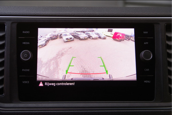 Volkswagen Crafter 35 2.0 TDI L3H2 177PK AUT. 2X SCHUIFDEUR, ADAPT. CRUISE, CAMERA, STUURVERWARMING, LEDER STUUR, CARPLAY, AIRCO, DUBBELE SCHUIFDEU