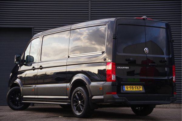 Volkswagen Crafter 35 2.0 TDI L3H2 177PK AUT. 2X SCHUIFDEUR, ADAPT. CRUISE, CAMERA, STUURVERWARMING, LEDER STUUR, CARPLAY, AIRCO, DUBBELE SCHUIFDEU