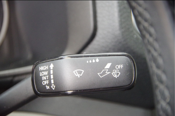 Volkswagen Crafter 35 2.0 TDI L3H2 177PK AUT. 2X SCHUIFDEUR, ADAPT. CRUISE, CAMERA, STUURVERWARMING, LEDER STUUR, CARPLAY, AIRCO, DUBBELE SCHUIFDEU