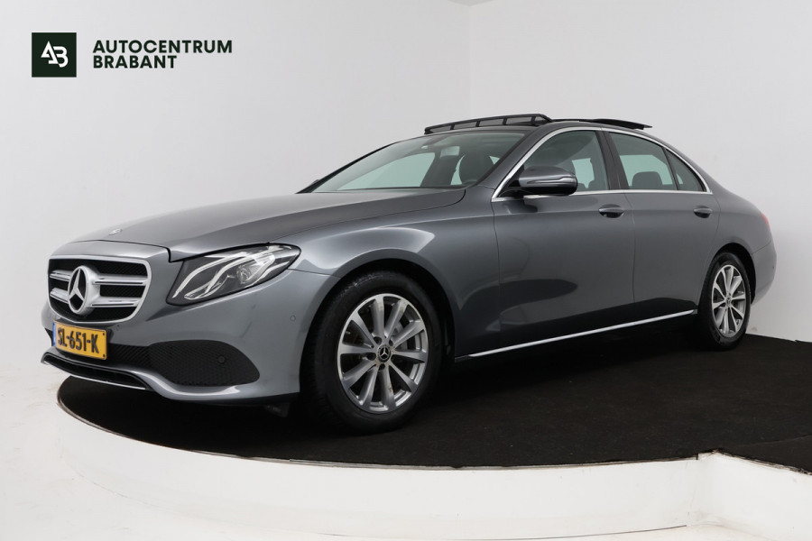 Mercedes-Benz E-Klasse 200 Premium (PANORAMADAK, SFEEVERLICHTING, CAMERA, STOELVERWARMING, DEALER ONDERHOUDEN)
