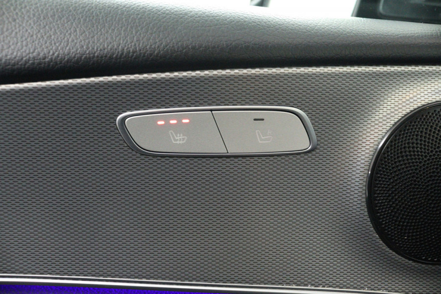 Mercedes-Benz E-Klasse 200 Premium (PANORAMADAK, SFEEVERLICHTING, CAMERA, STOELVERWARMING, DEALER ONDERHOUDEN)