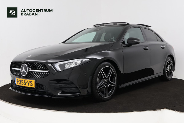 Mercedes-Benz A-Klasse 180 AMG Line (PANORAMADAK, SFEERVERLICHTING, CAMERA, STOELVERWARMING, 1e EIGENAAR, GOED ONDERHOUDEN)