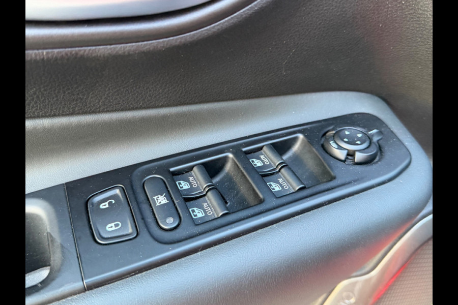 Jeep Renegade 1.0T Limited, panoramadak,lederen interieur,parkeersensoren, NL auto met nap