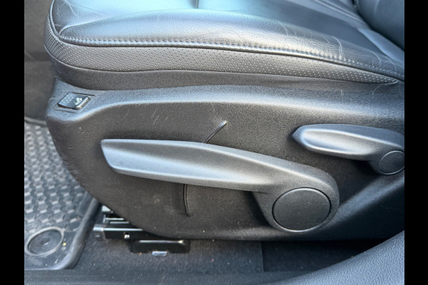 Jeep Renegade 1.0T Limited, panoramadak,lederen interieur,parkeersensoren, NL auto met nap