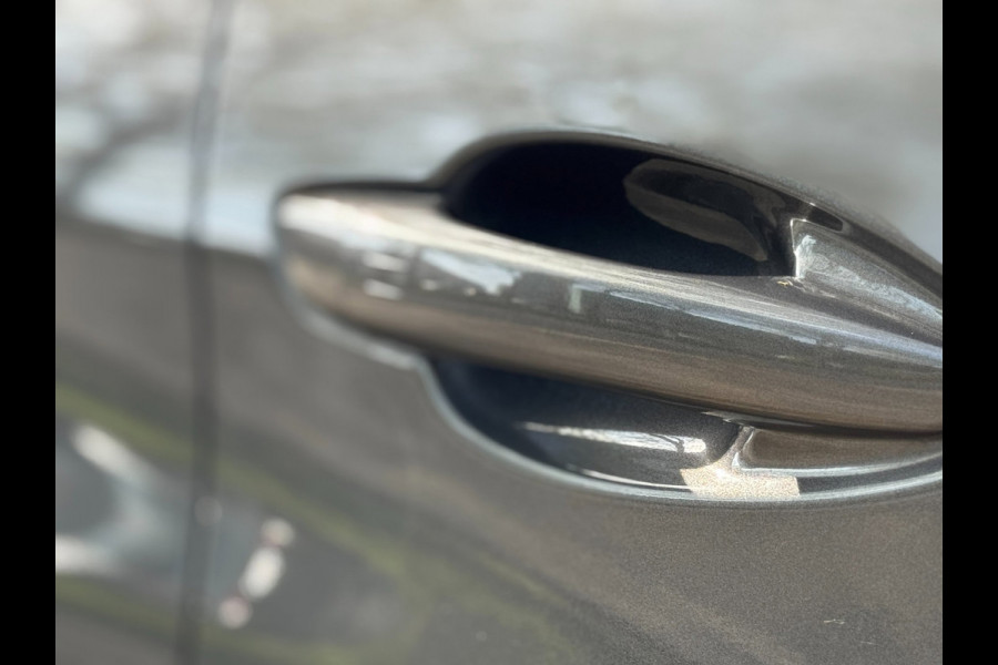 Peugeot 308 1.2 PureTech Allure Camera Full Led Carplay 5drs Zuinig en betrouwbaar