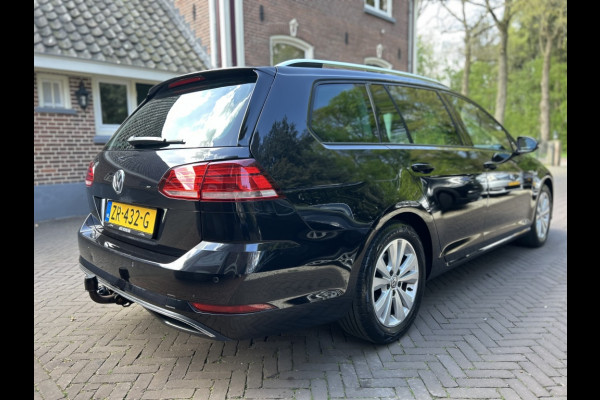 Volkswagen Golf Variant 1.5 TSI 130pk Bns Navi, CarPlay, Trekhaak, Stoelverwarming