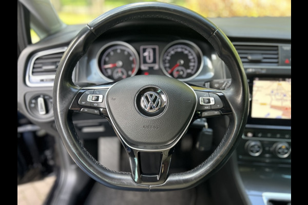 Volkswagen Golf Variant 1.5 TSI 130pk Bns Navi, CarPlay, Trekhaak, Stoelverwarming