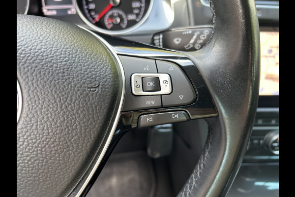 Volkswagen Golf Variant 1.5 TSI 130pk Bns Navi, CarPlay, Trekhaak, Stoelverwarming
