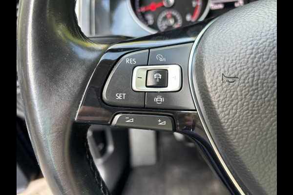 Volkswagen Golf Variant 1.5 TSI 130pk Bns Navi, CarPlay, Trekhaak, Stoelverwarming