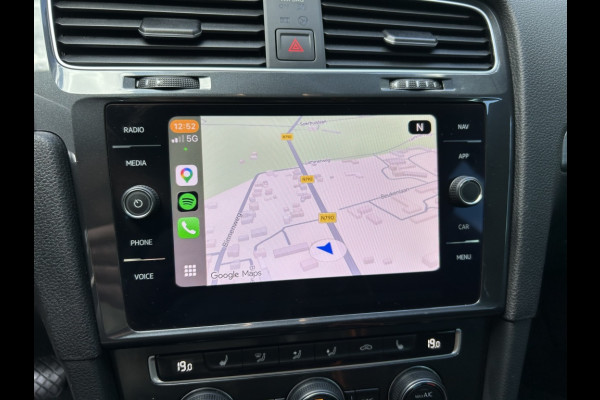 Volkswagen Golf Variant 1.5 TSI 130pk Bns Navi, CarPlay, Trekhaak, Stoelverwarming