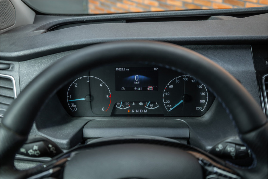 Ford Transit Custom MS-RT 320 2.0 TDCI L2H1 DC | ACC | BLIS | Bi-Xenon | Elek stoel | CarPlay | Navigatie | Camera | Stoelverwarming | L+R Schuifdeur | Lederen bekleding | Spoiler-pakket | Nieuwe APK | Verlengde fabrieksgarantie
