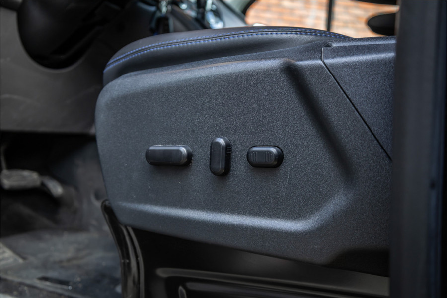 Ford Transit Custom MS-RT 320 2.0 TDCI L2H1 DC | ACC | BLIS | Bi-Xenon | Elek stoel | CarPlay | Navigatie | Camera | Stoelverwarming | L+R Schuifdeur | Lederen bekleding | Spoiler-pakket | Nieuwe APK | Verlengde fabrieksgarantie