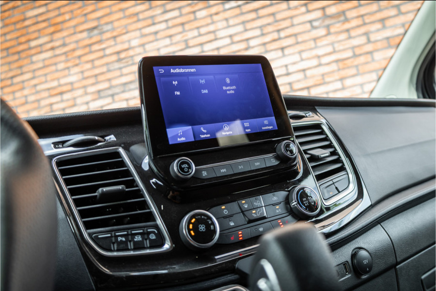 Ford Transit Custom MS-RT 320 2.0 TDCI L2H1 DC | ACC | BLIS | Bi-Xenon | Elek stoel | CarPlay | Navigatie | Camera | Stoelverwarming | L+R Schuifdeur | Lederen bekleding | Spoiler-pakket | Nieuwe APK | Verlengde fabrieksgarantie