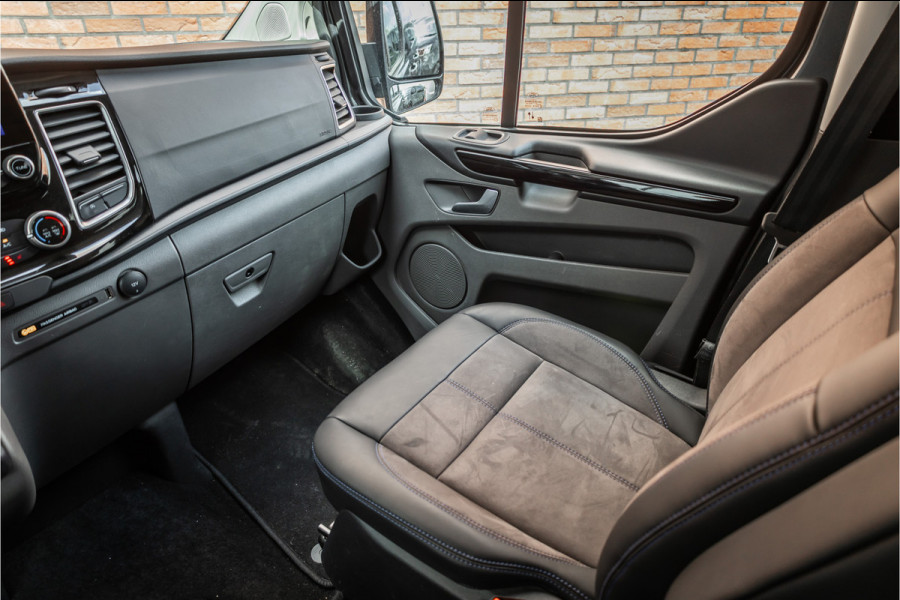 Ford Transit Custom MS-RT 320 2.0 TDCI L2H1 DC | ACC | BLIS | Bi-Xenon | Elek stoel | CarPlay | Navigatie | Camera | Stoelverwarming | L+R Schuifdeur | Lederen bekleding | Spoiler-pakket | Nieuwe APK | Verlengde fabrieksgarantie