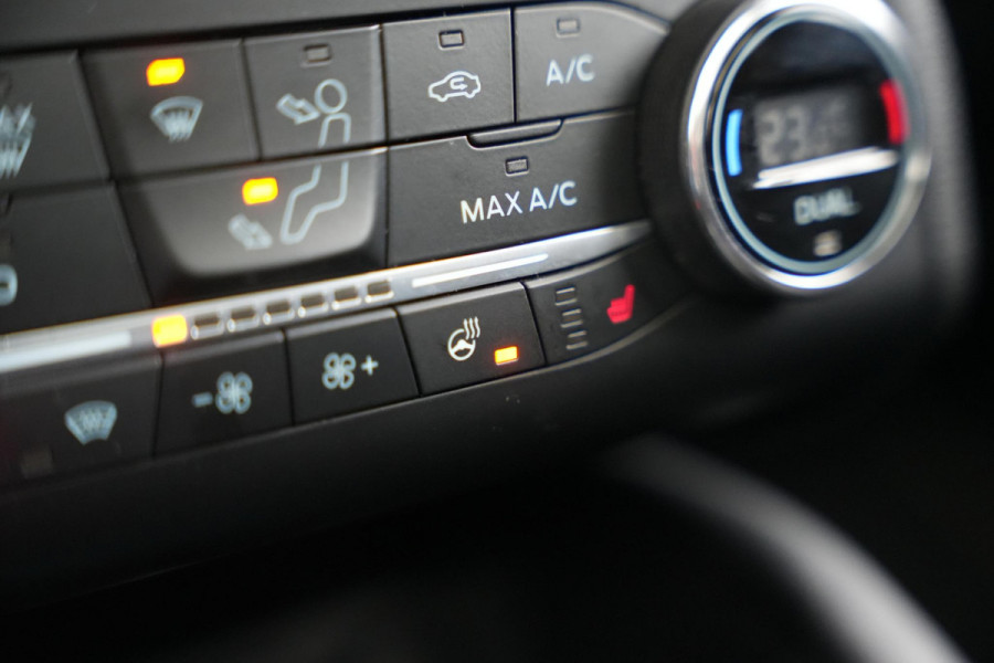 Ford Focus 2.3 EcoBoost ST-X Panoramadak Milltek LED B&O Headup Stuurverw.