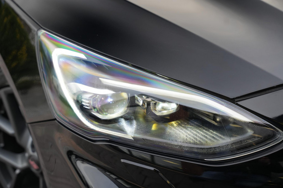 Ford Focus 2.3 EcoBoost ST-X Panoramadak Milltek LED B&O Headup Stuurverw.