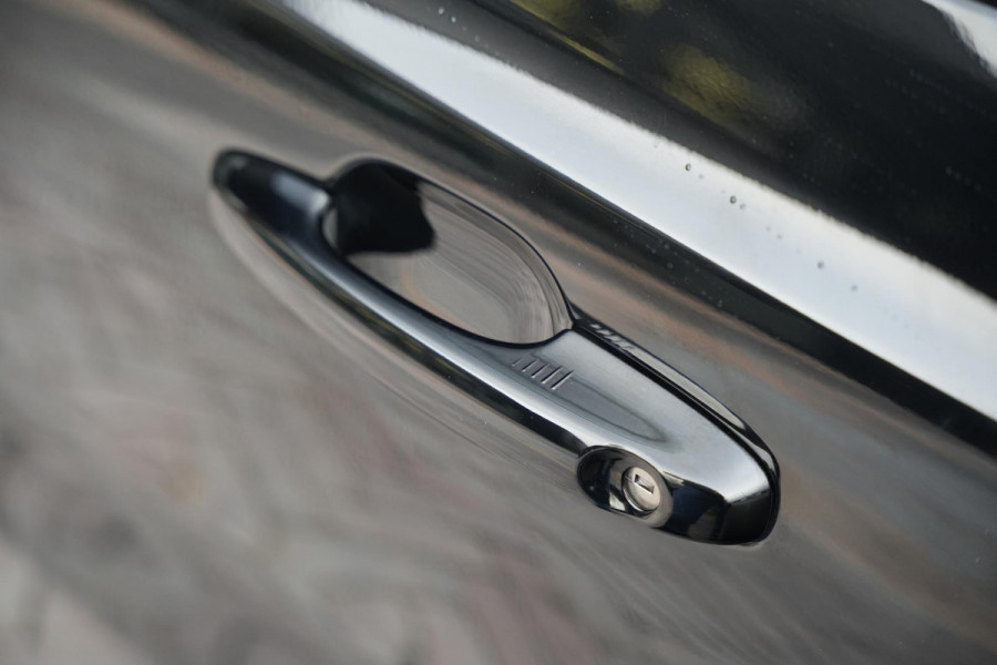 Ford Focus 2.3 EcoBoost ST-X Panoramadak Milltek LED B&O Headup Stuurverw.