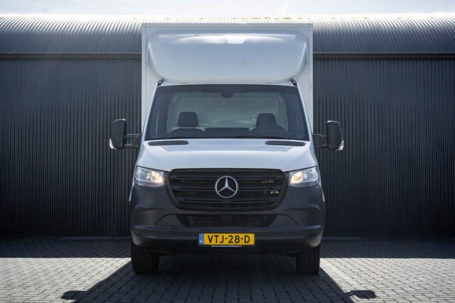 Mercedes-Benz Sprinter 315 CDI | 150 PK | Automaat | Bakwagen met laadklep | Zijdeur | Camera | Cruise | Mbux | Climatronic