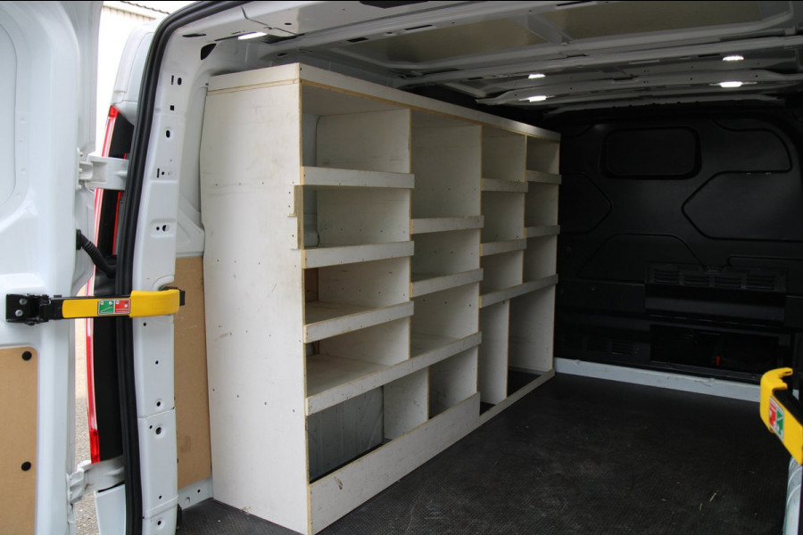 Ford Transit Custom 2.0 TDCI 130PK L1H1 Trend / Trekhaak / Sync 3 / Voorruit verwarming