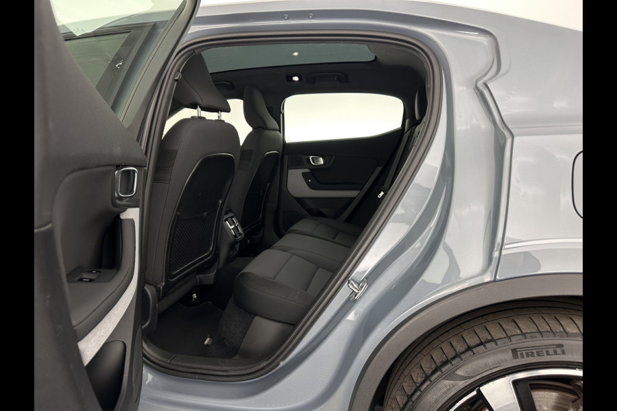 Polestar 2 Long Range Dual Motor Launch Edition 78kWh [ 3-Fase ] {SOH-92%} (INCL-BTW) Aut. *PANO | NAVI-FULLMAP | FULL-LED | ADAPTIVE-CRUISE | BLINDSPOT | TOPVIEW | KEYLESS | LANE-ASSIST | DIGI-COCKPIT | CARPLAY | DAB+ | HEATED-COMFORTSEATS | MEMORY-PACK | 20"ALU*