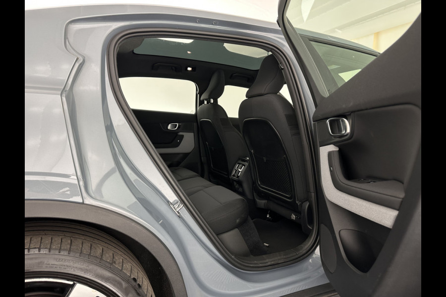 Polestar 2 Long Range Dual Motor Launch Edition 78kWh [ 3-Fase ] {SOH-92%} (INCL-BTW) Aut. *PANO | NAVI-FULLMAP | FULL-LED | ADAPTIVE-CRUISE | BLINDSPOT | TOPVIEW | KEYLESS | LANE-ASSIST | DIGI-COCKPIT | CARPLAY | DAB+ | HEATED-COMFORTSEATS | MEMORY-PACK | 20"ALU*