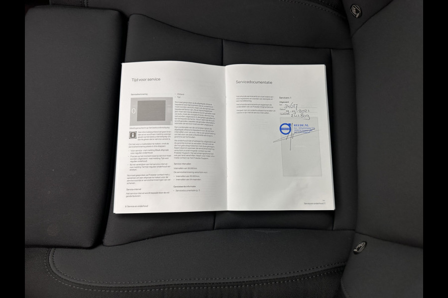 Polestar 2 Long Range Dual Motor Launch Edition 78kWh [ 3-Fase ] {SOH-92%} (INCL-BTW) Aut. *PANO | NAVI-FULLMAP | FULL-LED | ADAPTIVE-CRUISE | BLINDSPOT | TOPVIEW | KEYLESS | LANE-ASSIST | DIGI-COCKPIT | CARPLAY | DAB+ | HEATED-COMFORTSEATS | MEMORY-PACK | 20"ALU*