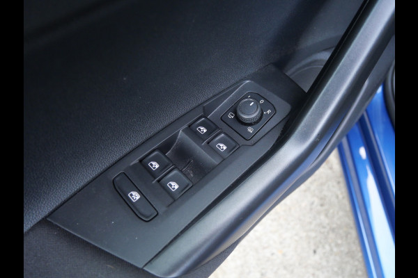 Volkswagen Polo 1.0 LIFE | CARPLAY | LED | PDC V+A | ALL-SEASON | 1e EIG | FABRIEKSGARANTIE!!