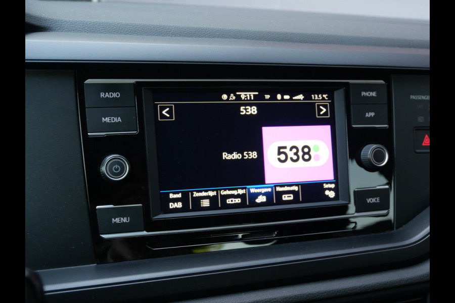 Volkswagen Polo 1.0 LIFE | CARPLAY | LED | PDC V+A | ALL-SEASON | 1e EIG | FABRIEKSGARANTIE!!