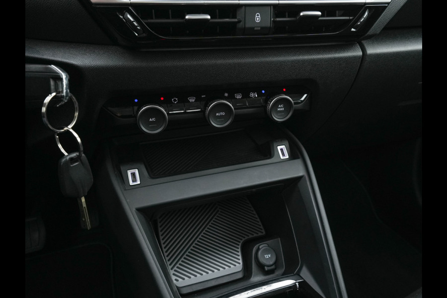 Citroën Ë-C4 Live 50 kWh [ 3-Fase-11kW] {SOH-88%} (INCL-BTW) Aut. *HEATPUMP | DIGI-COCKPIT | COMFORT-SEATS | DAB | ECC | CAPLAY | LANE-ASSIST | PDC | CRUISE*