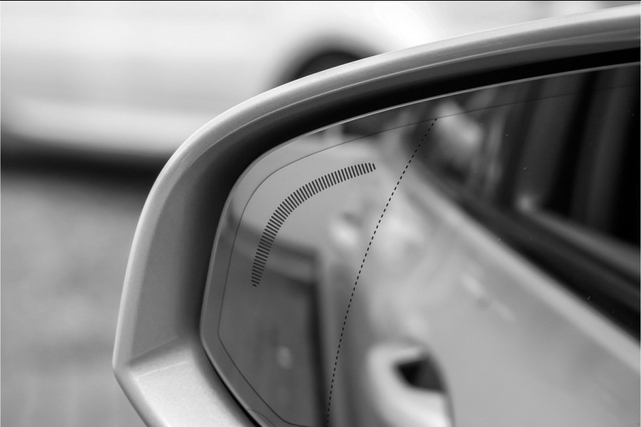 Volvo V60 Cross Country 2.0 B5 AWD Plus Camera Stuur & Stoelverw H/K Memory