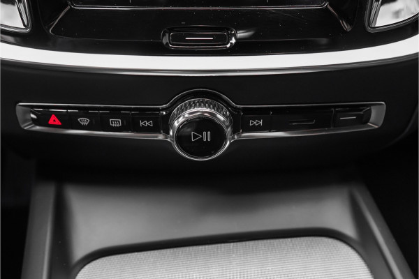 Volvo V60 Cross Country 2.0 B5 AWD Plus Camera Stuur & Stoelverw H/K Memory