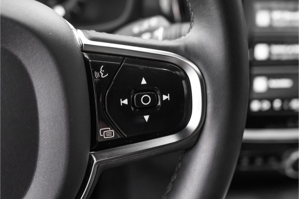 Volvo V60 Cross Country 2.0 B5 AWD Plus Camera Stuur & Stoelverw H/K Memory