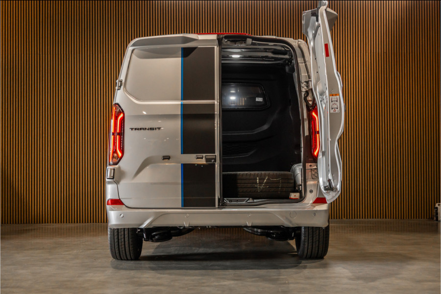 Ford Transit Custom 300 2.0 TDCI L2H1 Sport 170 PK DC | Dubbel Cabine | 360 Camera | Middenconsole | ACC | Blind Spot | Navigatie | Camera | CarPlay Elek. Trekhaak | 5-Zitter | BPM VRIJ | Verlengde fabrieksgarantie tot 11-2029