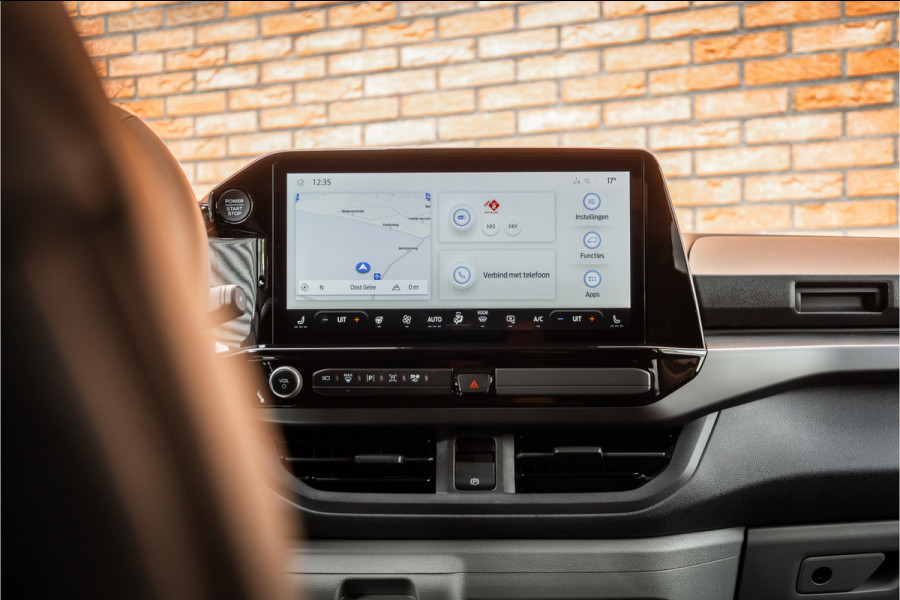 Ford Transit Custom 300 2.0 TDCI L2H1 Sport 170 PK DC | Dubbel Cabine | 360 Camera | Middenconsole | ACC | Blind Spot | Navigatie | Camera | CarPlay Elek. Trekhaak | 5-Zitter | BPM VRIJ | Verlengde fabrieksgarantie tot 11-2029