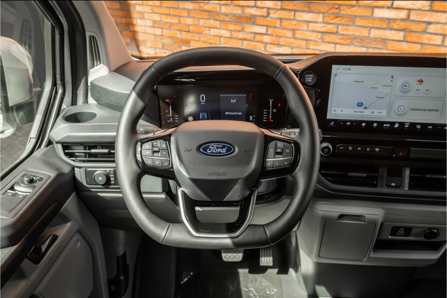 Ford Transit Custom 300 2.0 TDCI L2H1 Sport 170 PK DC | Dubbel Cabine | 360 Camera | Middenconsole | ACC | Blind Spot | Navigatie | Camera | CarPlay Elek. Trekhaak | 5-Zitter | BPM VRIJ | Verlengde fabrieksgarantie tot 11-2029