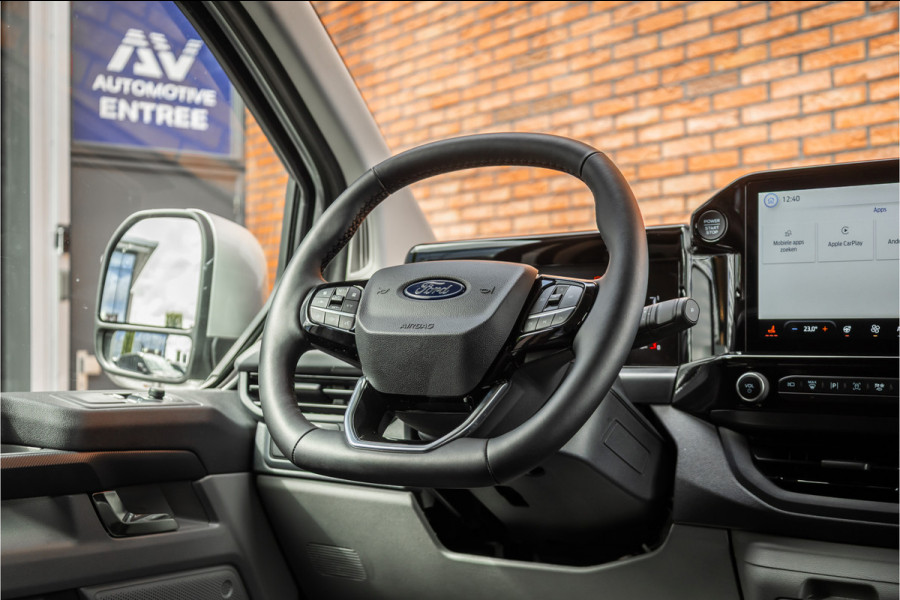 Ford Transit Custom 300 2.0 TDCI L2H1 Sport 170 PK DC | Dubbel Cabine | 360 Camera | Middenconsole | ACC | Blind Spot | Navigatie | Camera | CarPlay Elek. Trekhaak | 5-Zitter | BPM VRIJ | Verlengde fabrieksgarantie tot 11-2029