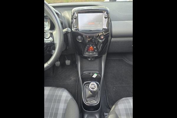 Peugeot 108 1.0 e-VTi Allure TOP! | 2E EIGENAAR | 12MND GARANTIE | CAMERA | LMV | KEYLESS |