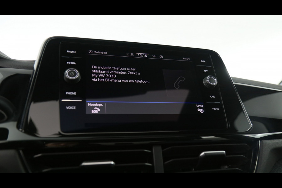 Volkswagen T-Roc 1.5 TSI 150pk R-Line Business DSG / Panoramadak / Keyless / Stoelverwarming / Camera