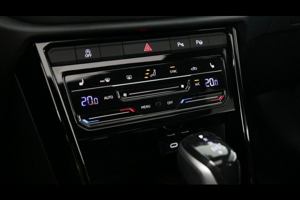 Volkswagen T-Roc 1.5 TSI 150pk R-Line Business DSG / Panoramadak / Keyless / Stoelverwarming / Camera