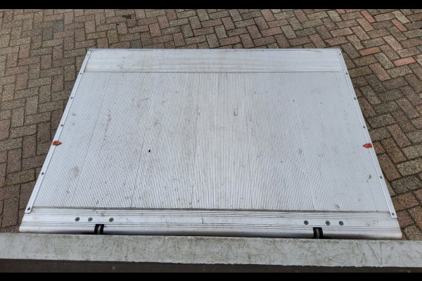 Renault Master 165.35 - V-19-PHG - OPBOUW + LAADKLEP 750 KG. - EURO 6