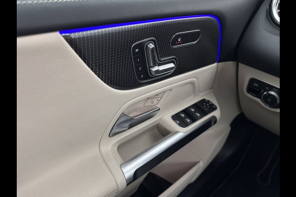 Mercedes-Benz Glb 180 Business Solution (INCL-BTW) *PANO | ADAPTIVE-CRUISE | LEATHER | FULL-LED | BLINDSPOT | MEMORY-PACK | AMBIENTLIGHT | HEATED-SPORTSEATS | WIDESCREEN-DIGICOCKPIT | DAB+ | NAVI-FULLMAP | CAMERA | PRIVACYGLASS |