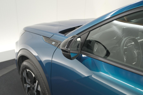 Peugeot e-2008 EV Allure Avantage 54 kWh | 11 KW Laadfunctie | Parkeersensoren | Apple Carplay