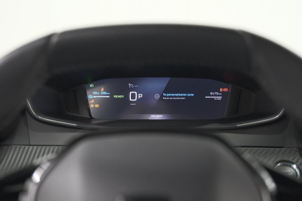Peugeot e-2008 EV Allure Avantage 54 kWh | 11 KW Laadfunctie | Parkeersensoren | Apple Carplay