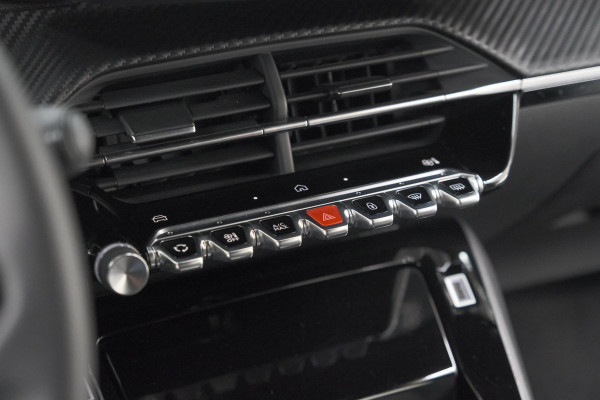 Peugeot e-2008 EV Allure Avantage 54 kWh | 11 KW Laadfunctie | Parkeersensoren | Apple Carplay