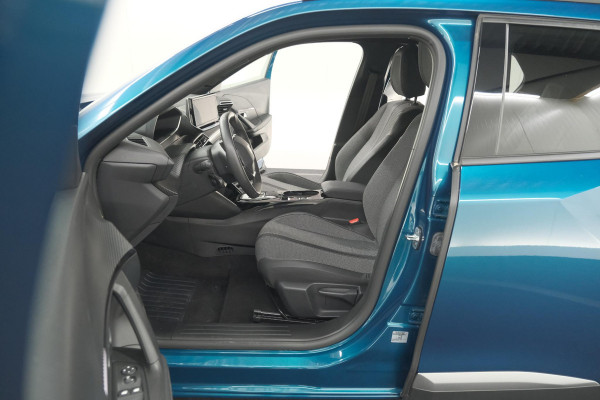Peugeot e-2008 EV Allure Avantage 54 kWh | 11 KW Laadfunctie | Parkeersensoren | Apple Carplay