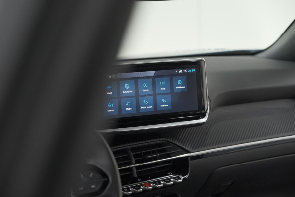 Peugeot e-2008 EV Allure Avantage 54 kWh | 11 KW Laadfunctie | Parkeersensoren | Apple Carplay